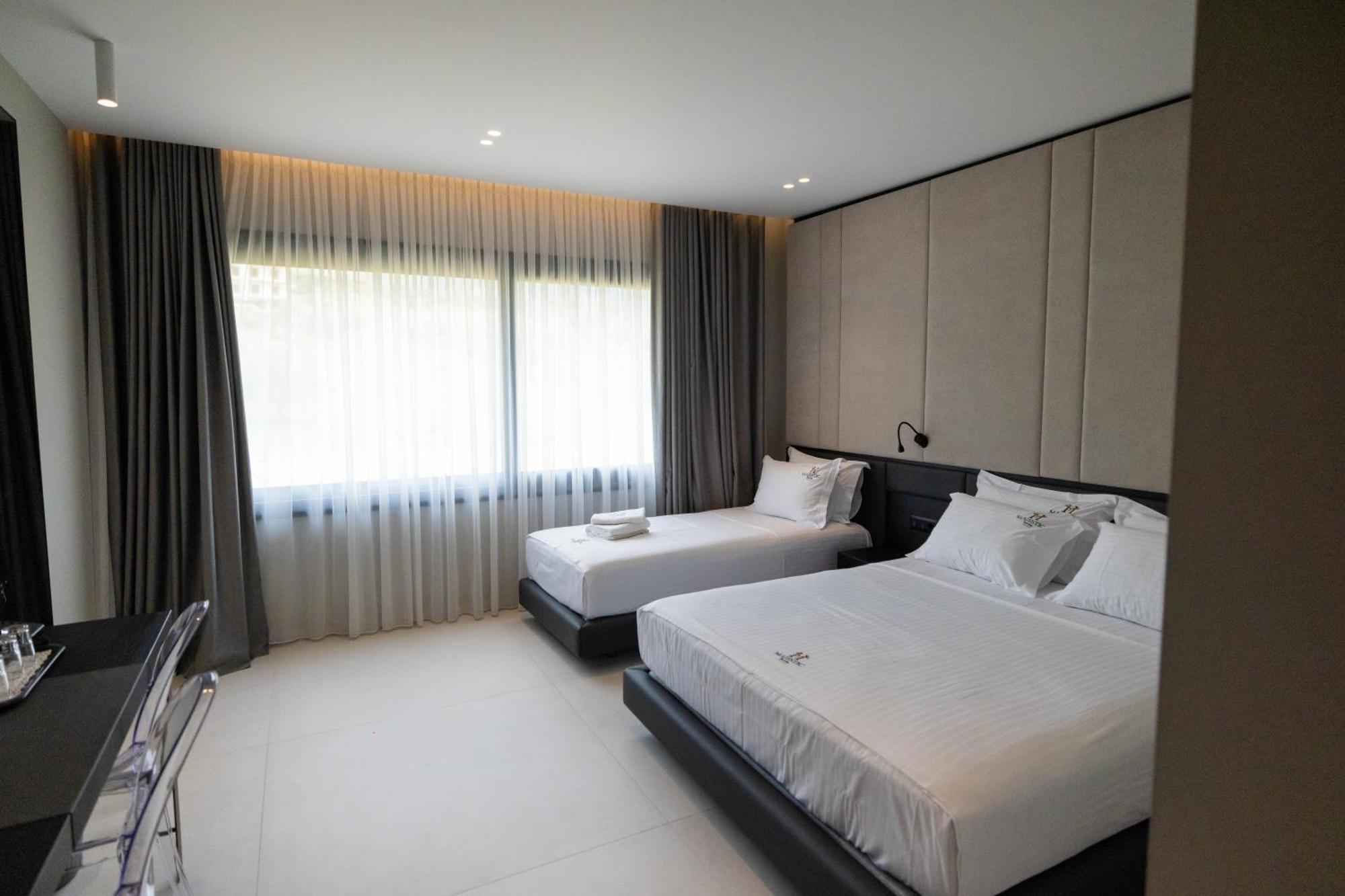 Hotel Majestic Радима Экстерьер фото